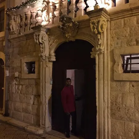 Palazzo Antonelli Di Rutigliano